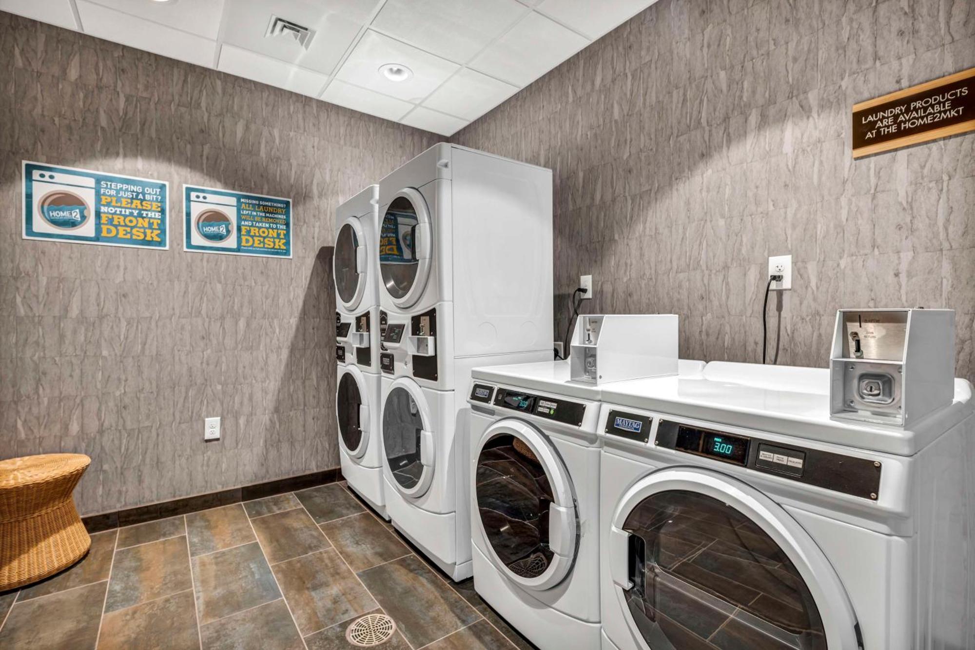 Home2 Suites By Hilton Raleigh West Lenovo Center Екстер'єр фото