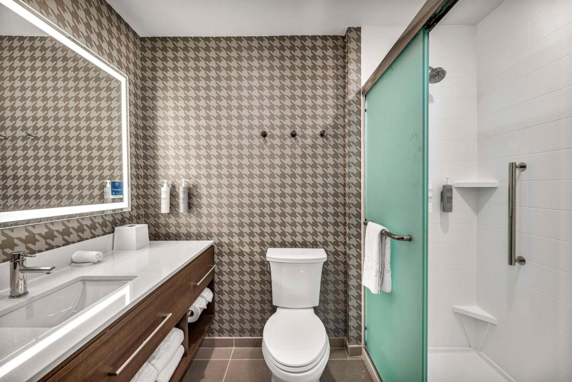 Home2 Suites By Hilton Raleigh West Lenovo Center Екстер'єр фото