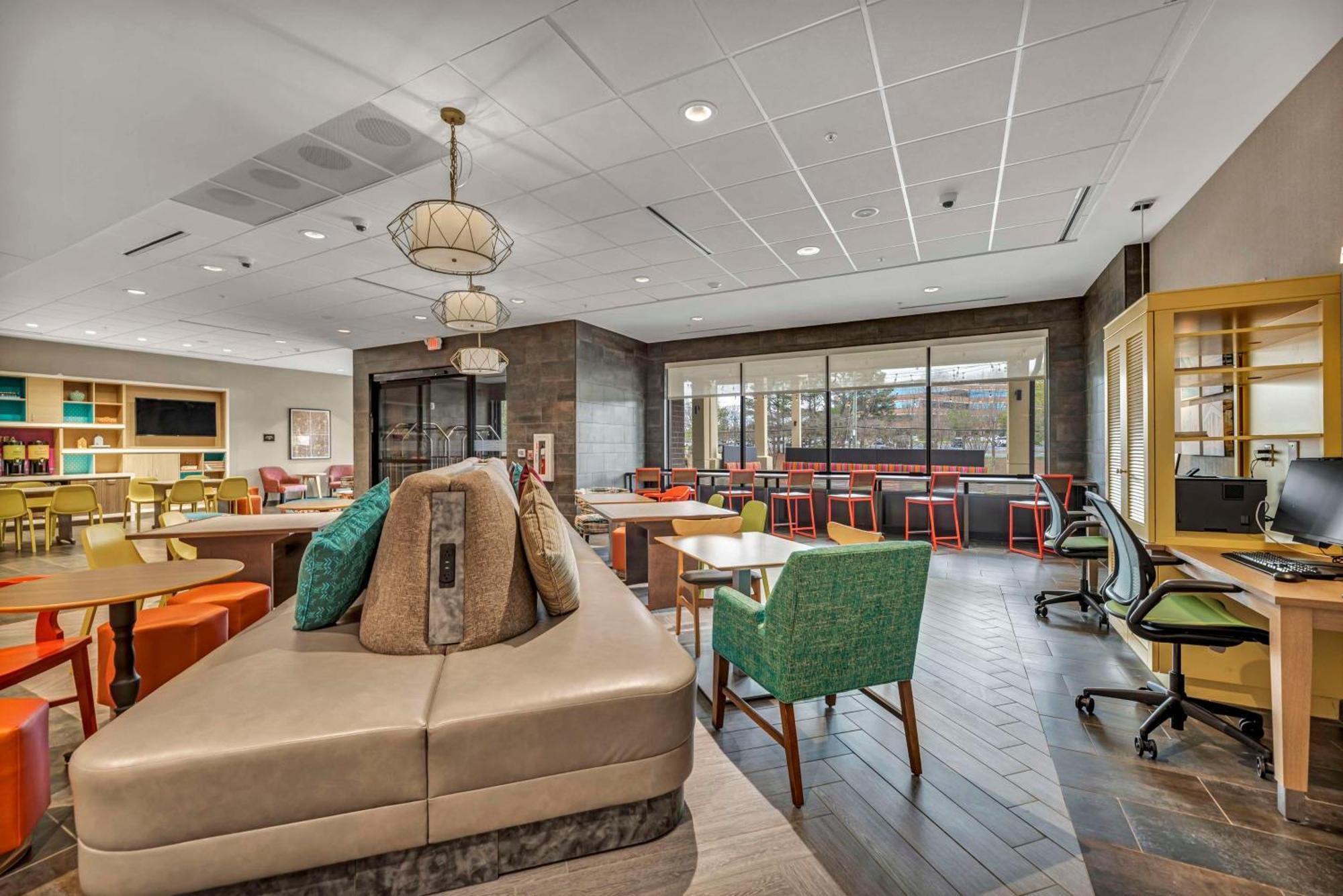 Home2 Suites By Hilton Raleigh West Lenovo Center Екстер'єр фото