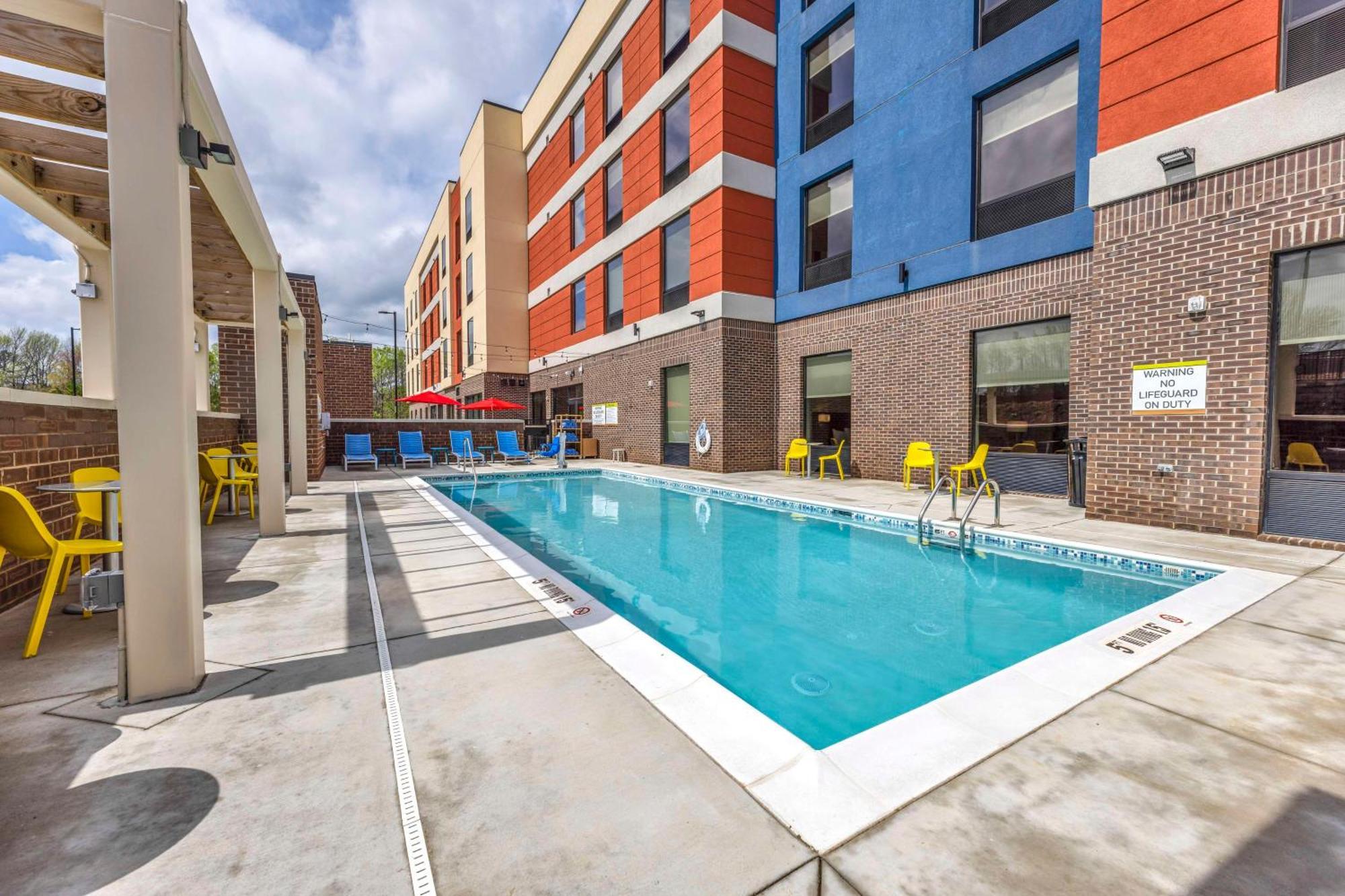 Home2 Suites By Hilton Raleigh West Lenovo Center Екстер'єр фото