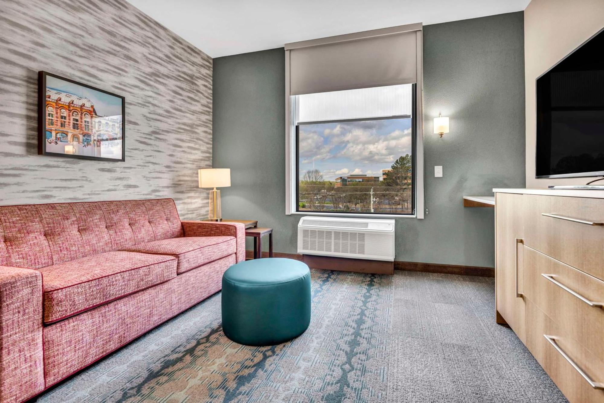 Home2 Suites By Hilton Raleigh West Lenovo Center Екстер'єр фото
