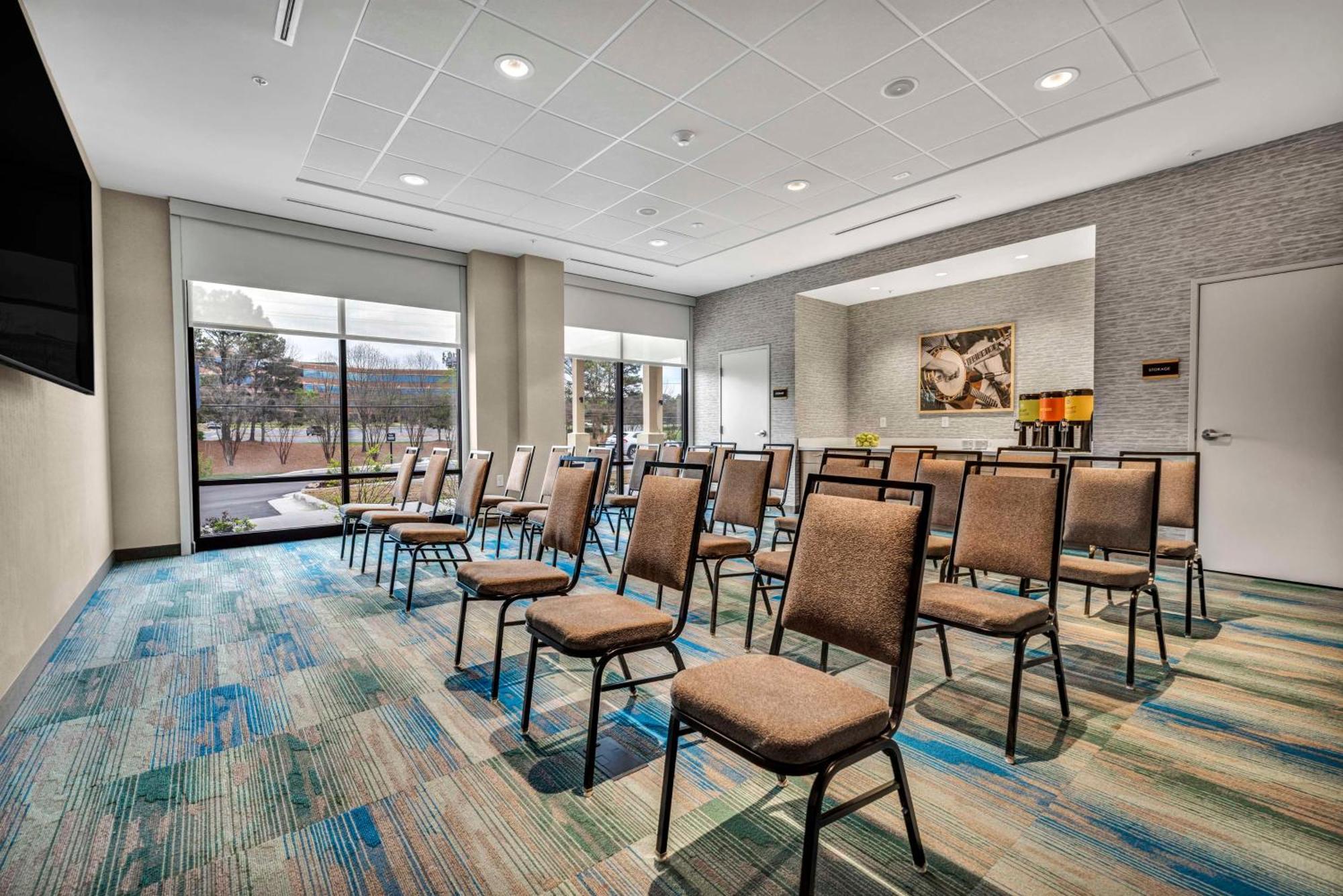 Home2 Suites By Hilton Raleigh West Lenovo Center Екстер'єр фото