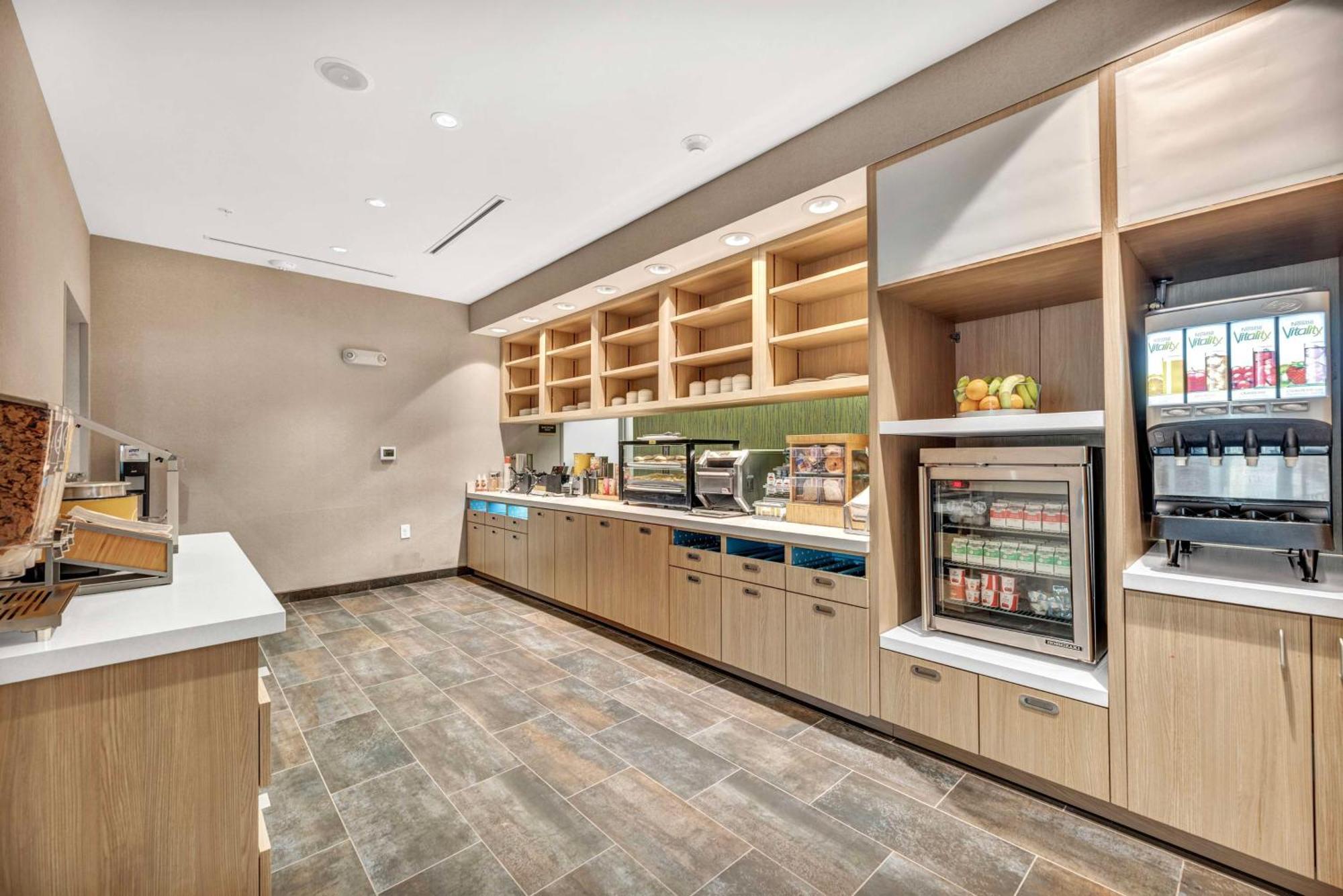 Home2 Suites By Hilton Raleigh West Lenovo Center Екстер'єр фото