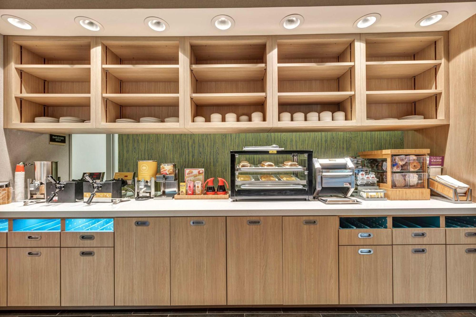 Home2 Suites By Hilton Raleigh West Lenovo Center Екстер'єр фото